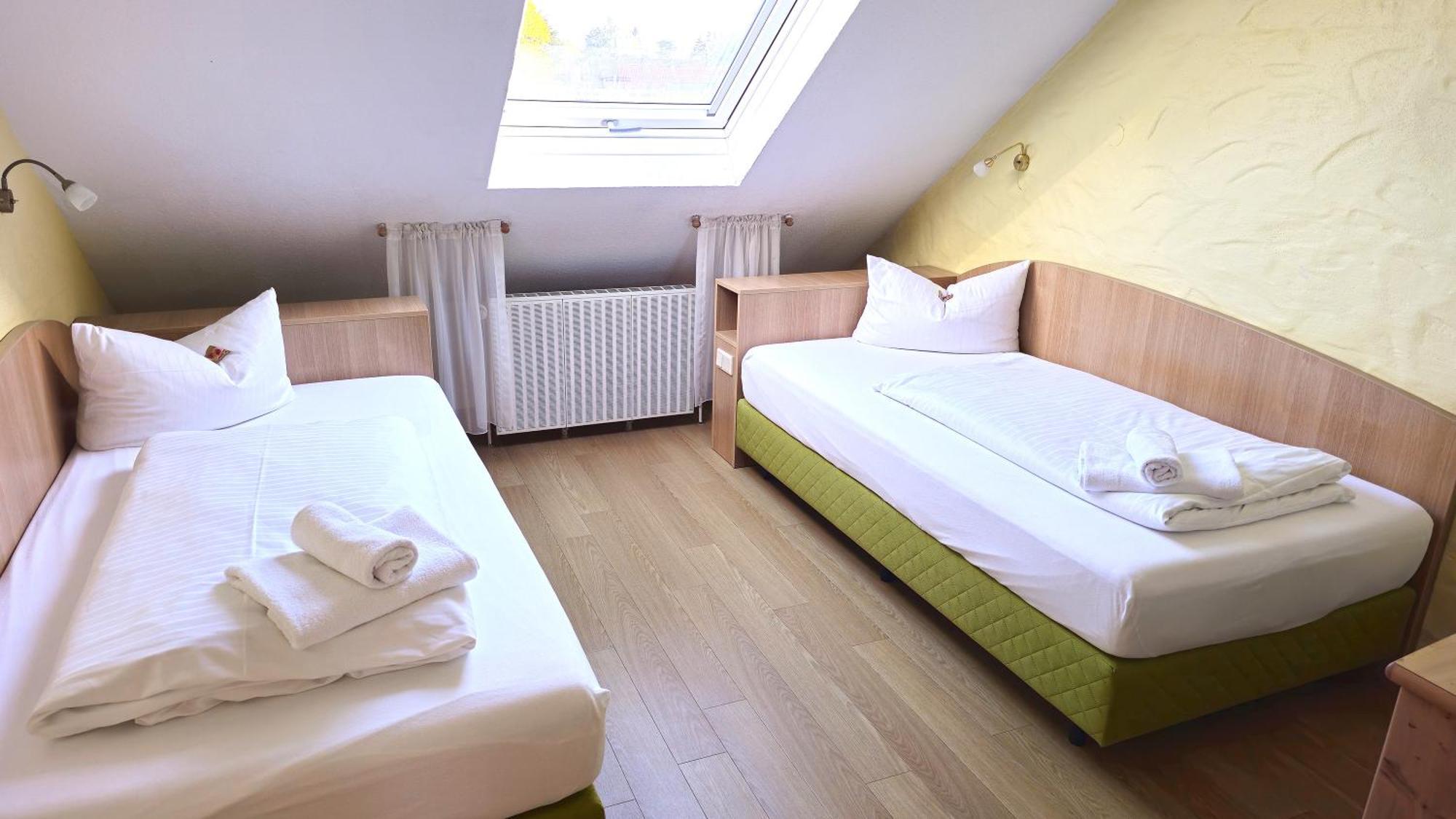 Hotel Avenue Altenfurt Nuremberg Exterior photo